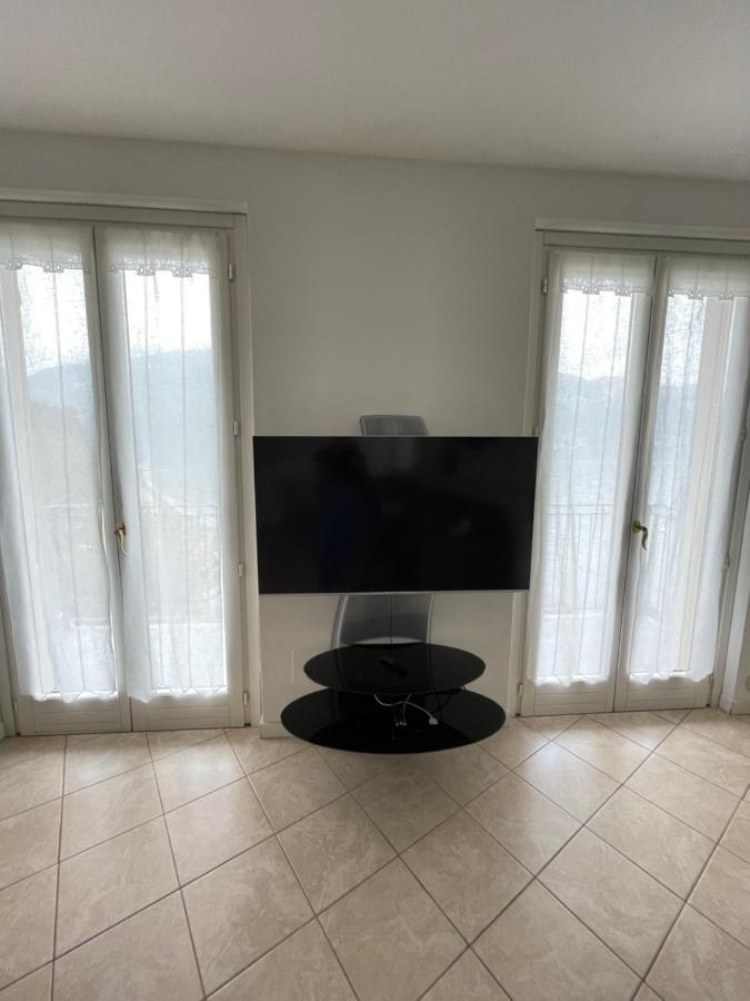 Cottage Il Cigno Con Accesso Al Lago - Como Lake ديرفيو المظهر الخارجي الصورة